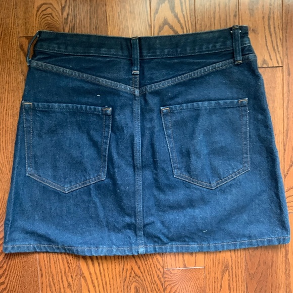 Abercrombie Women’s Denim Skirt/Size 29 - Picture 2 of 2